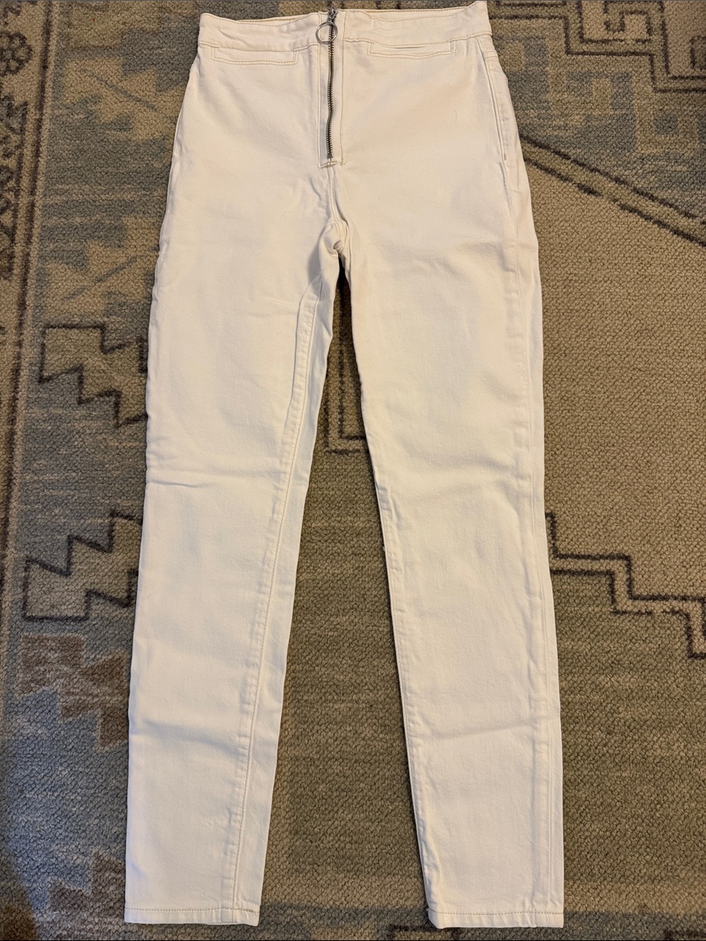 Joe’s high rise skinny white/off white size 26 jeans 27 inch inseam